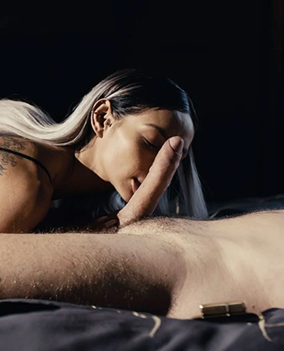 SmokingHawt - Image 7